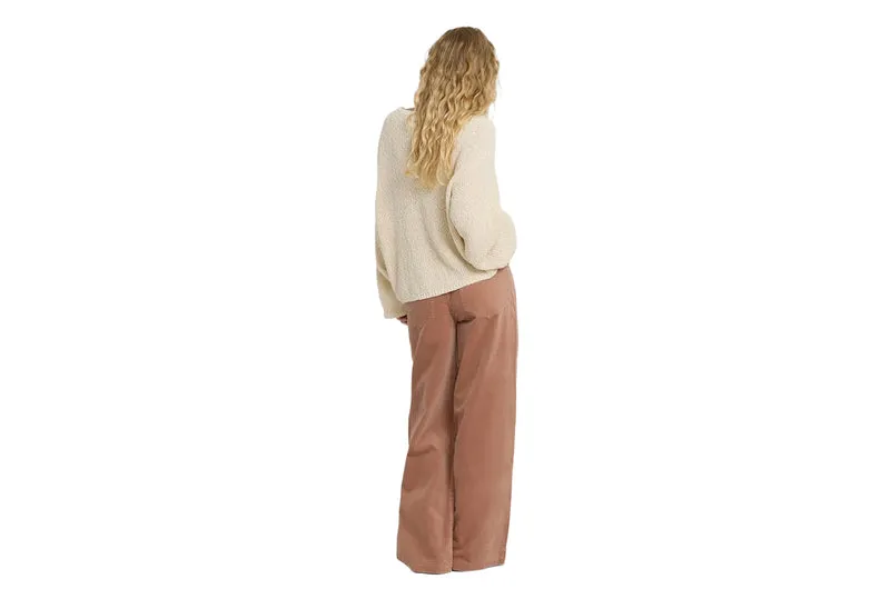PANTALON EN ROUGE NON COUPÉ