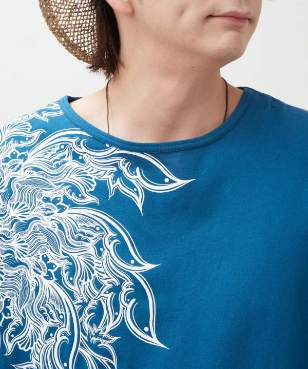 AMINA T-shirt à imprimé asymétrique x VORRUK