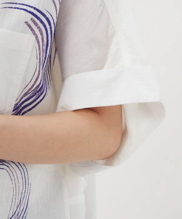 Chemise ethnique moderne