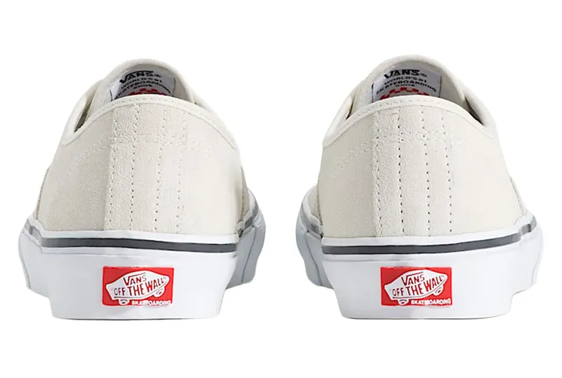 CHAUSSURES DE SKATE AUTHENTIQUES