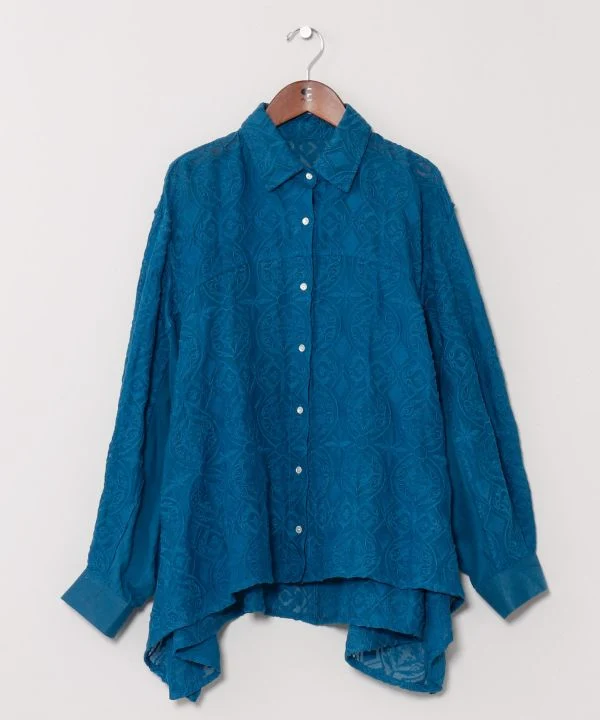Chemise transparente brodée