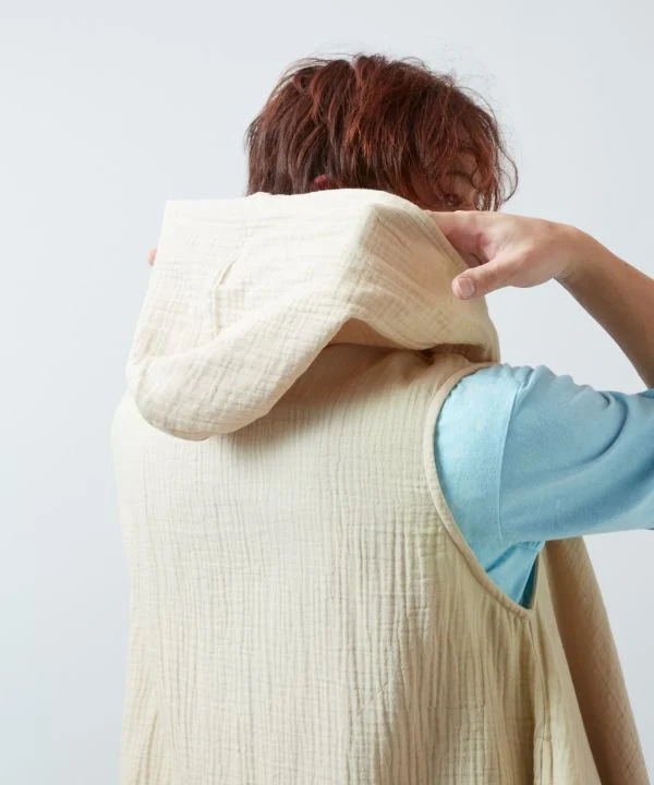 Gilet en gaze à capuche Nomad