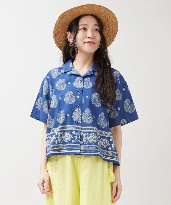Chemise courte imprimée à la planche indigo