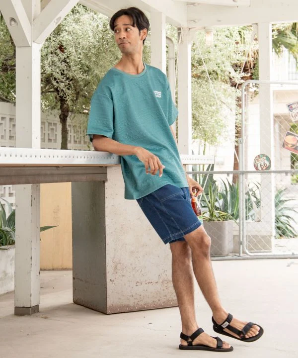 T-shirt SURF＆Palms à texture jacquard extensible