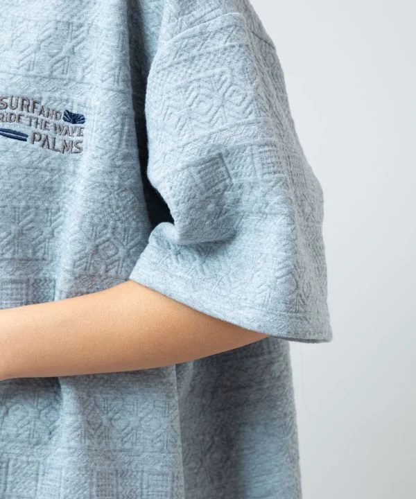 T-shirt SURF＆Palms à texture jacquard extensible