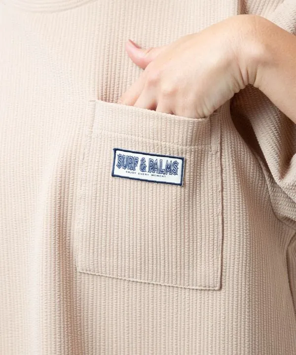 T-shirt texturé au toucher frais avec pochette à bandoulière