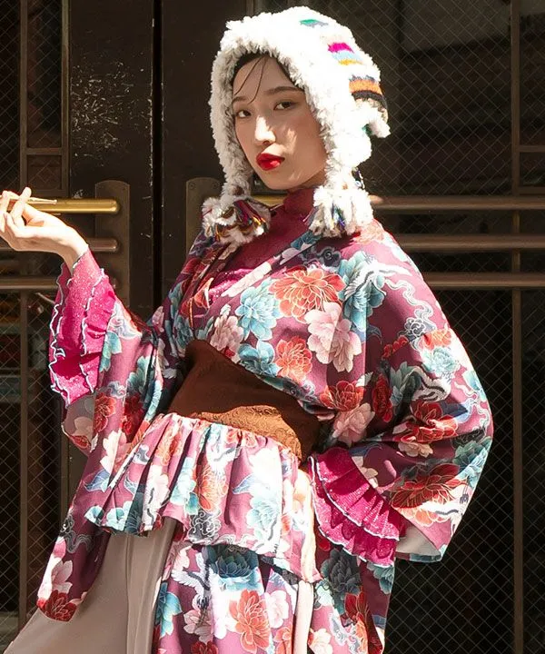 Haut cache-cœur kimono à motif grue pivoine