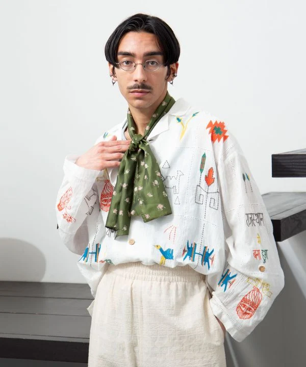 Chemise brodée en coton respirant pour homme