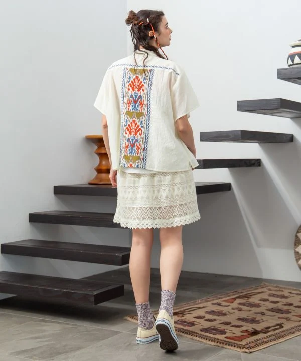 Chemise brodée