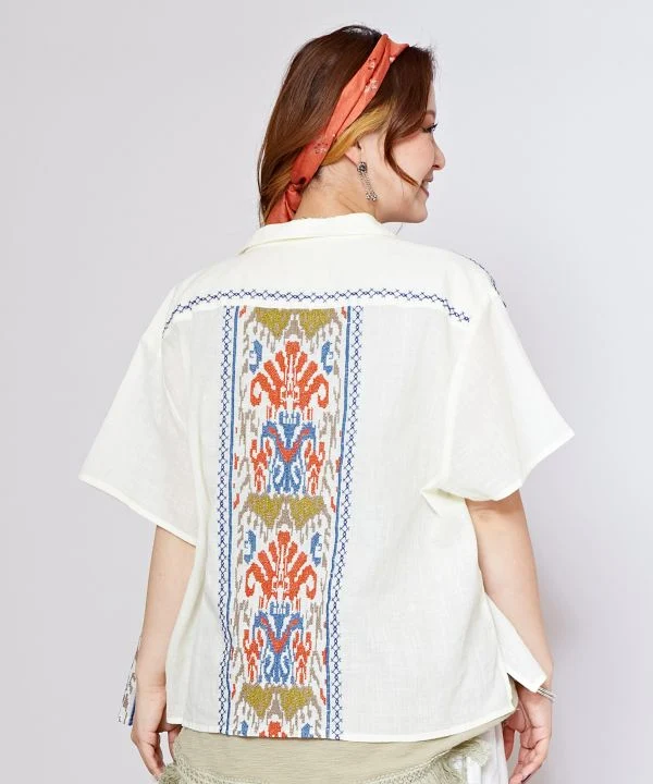 Chemise brodée