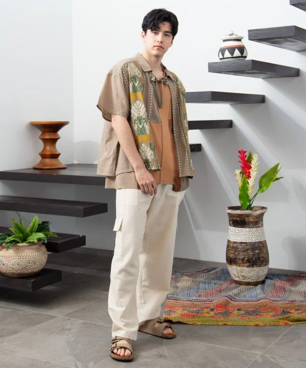 Chemise brodée pour homme