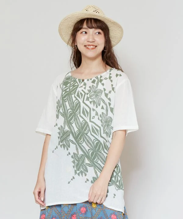 Haut unisexe à motif tribal