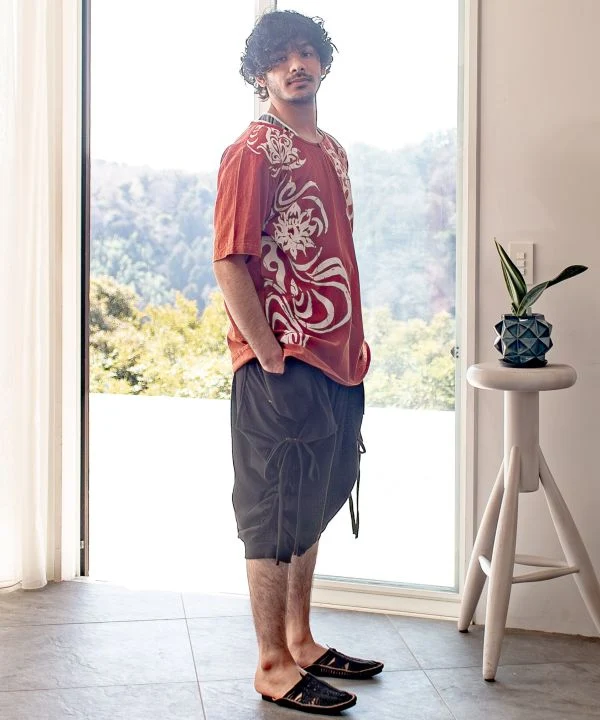 Haut unisexe à motif tribal