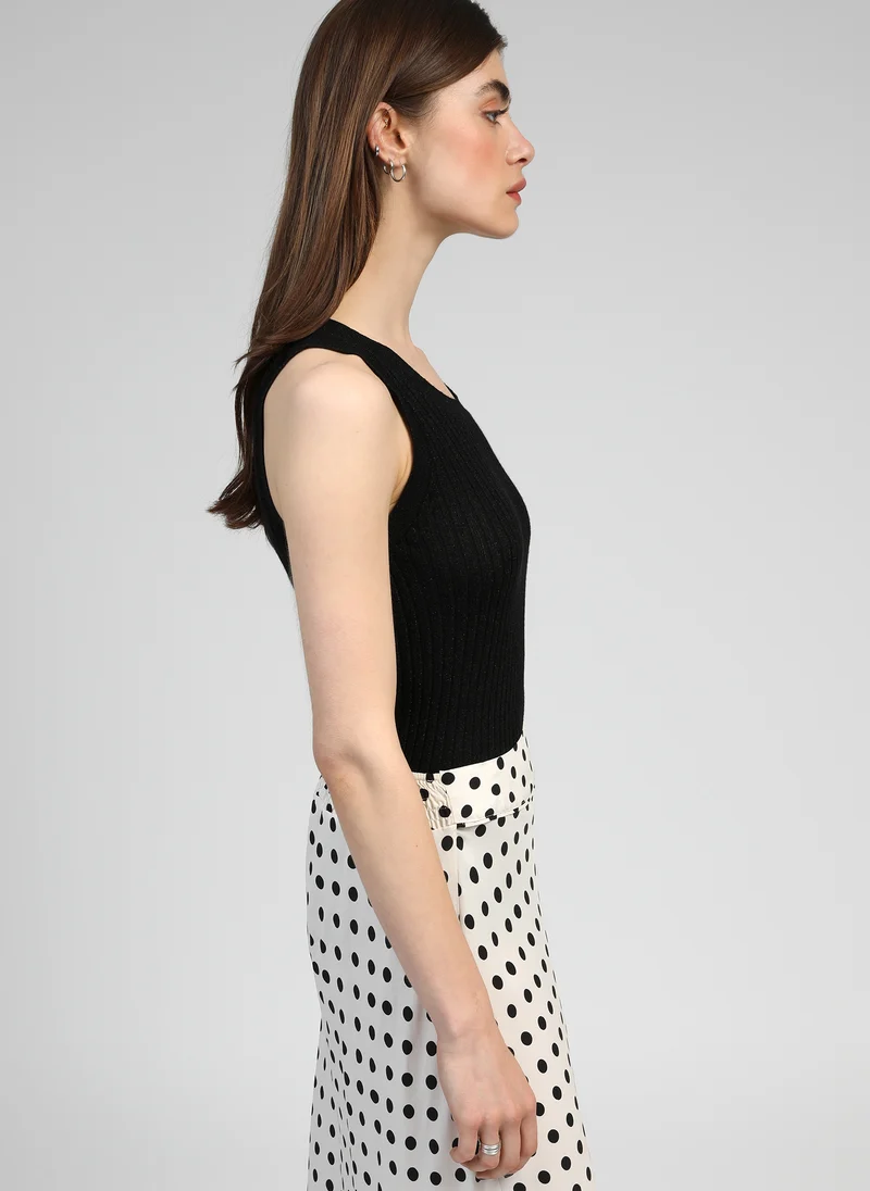 TOP LAYA noir