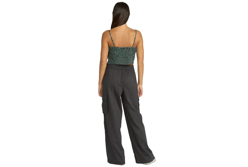 VÉCU EN PANTALON