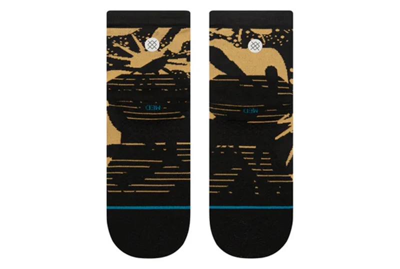 COURIR L'ÉQUIPE DE DUST DU SOLEIL