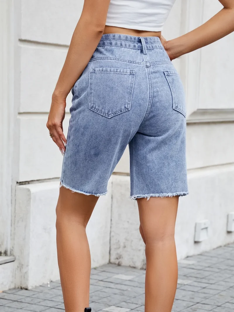Short en jean à ourlet brut