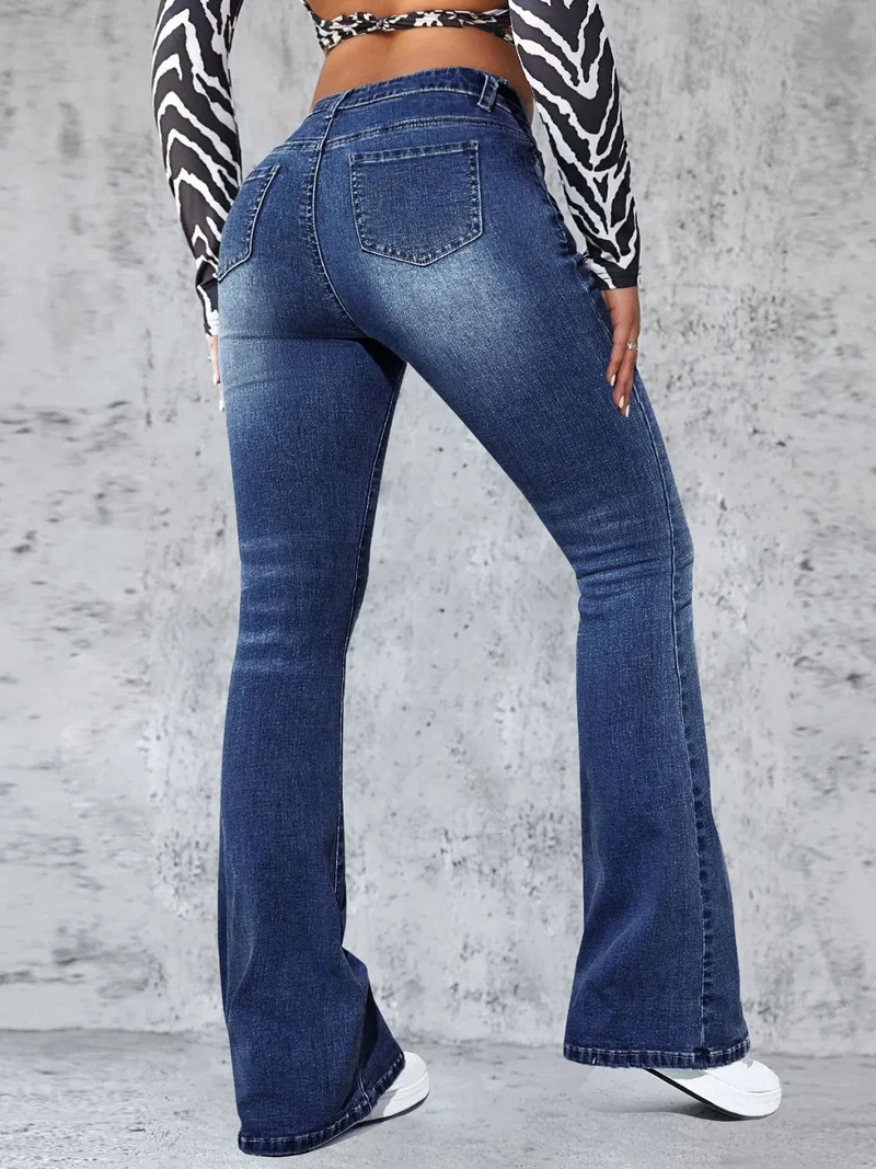 Jean taille haute avec poches