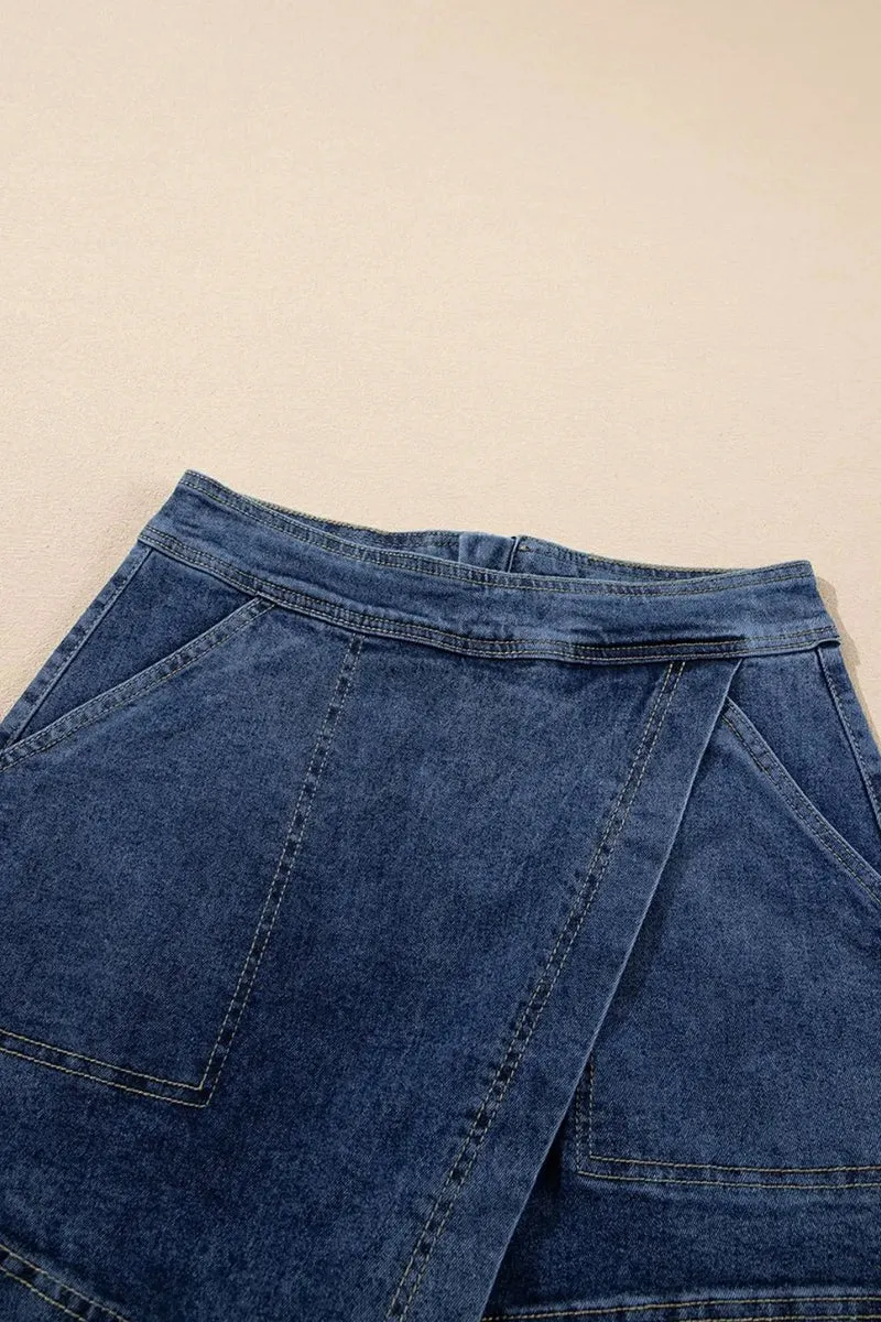 Jupe-short asymétrique en jean avec poches