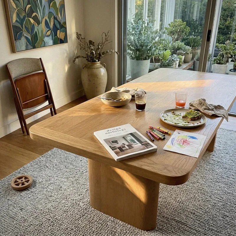 Ovelo Dining Table All-oak construction