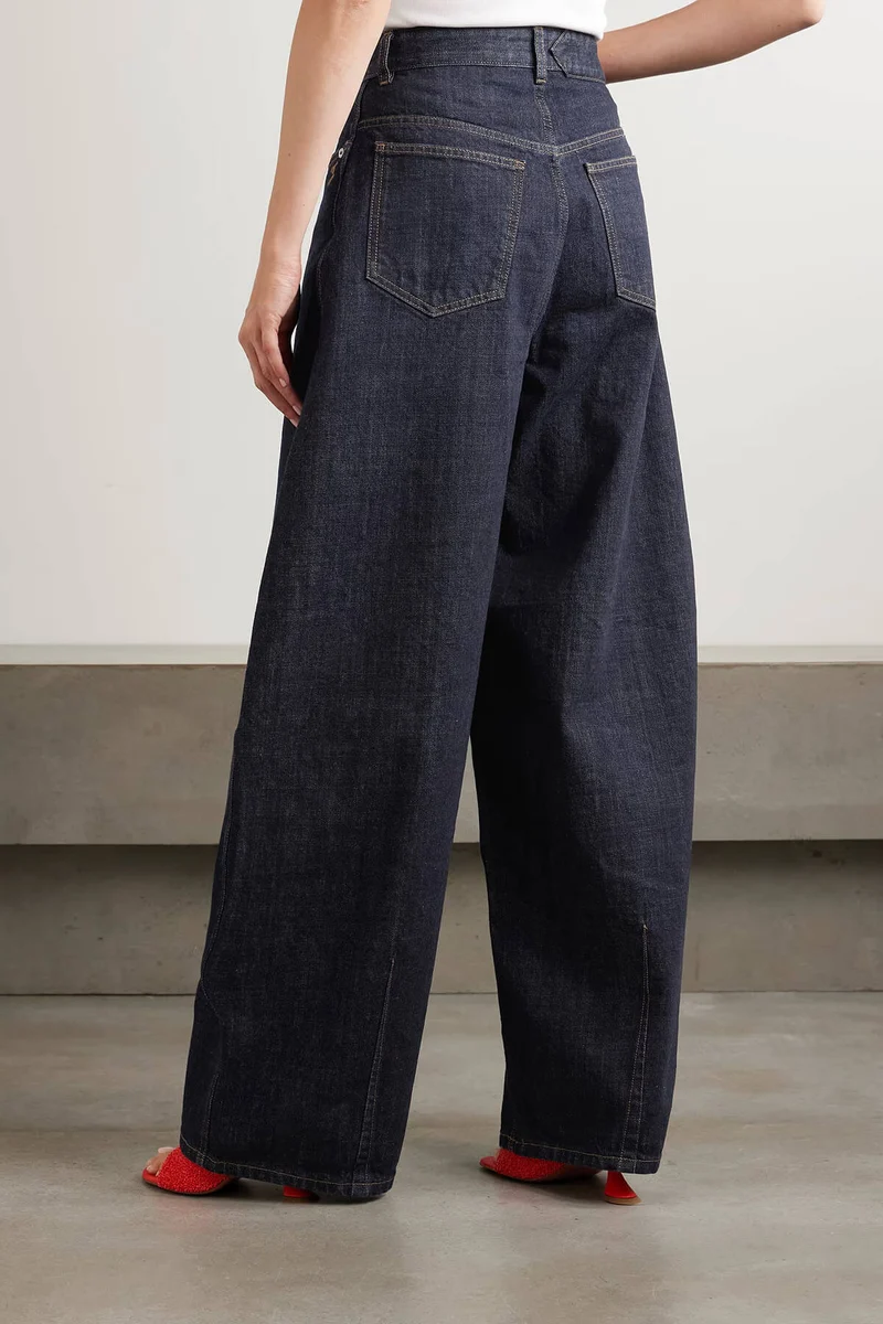 Unique High-Waisted Pleated Straight Leg Jeans