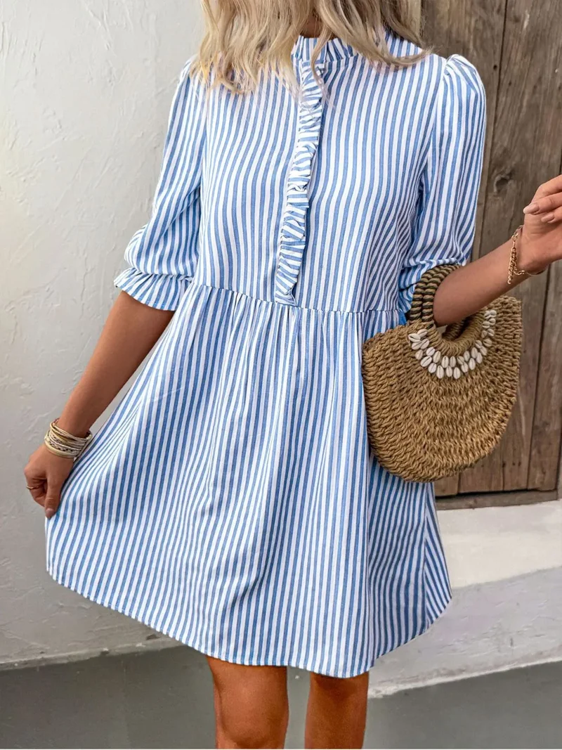 Robe chemise courte à rayures et manches mi-longues