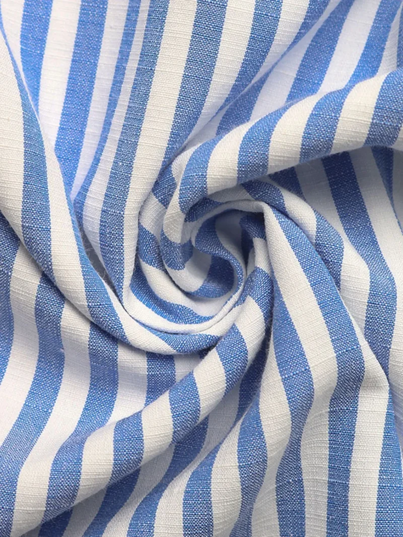 Robe chemise courte à rayures et manches mi-longues