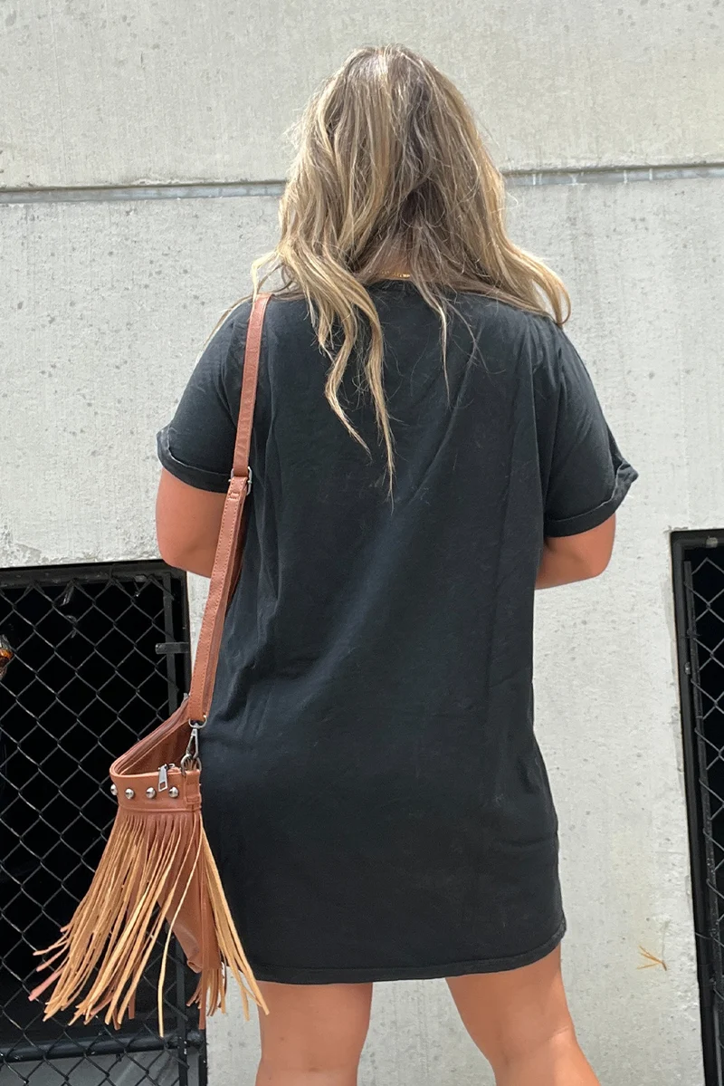 Robe t-shirt graphique à col rond et manches courtes