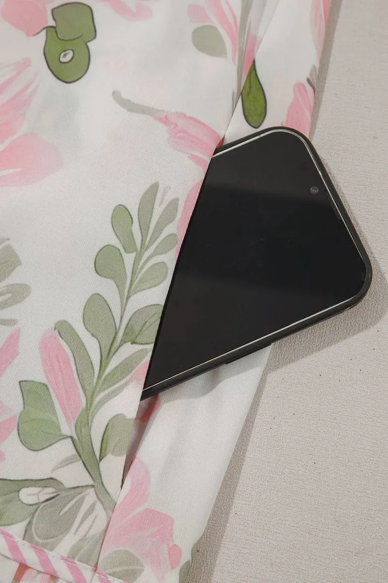 Mini-robe à manches courtes et bordures contrastées à fleurs