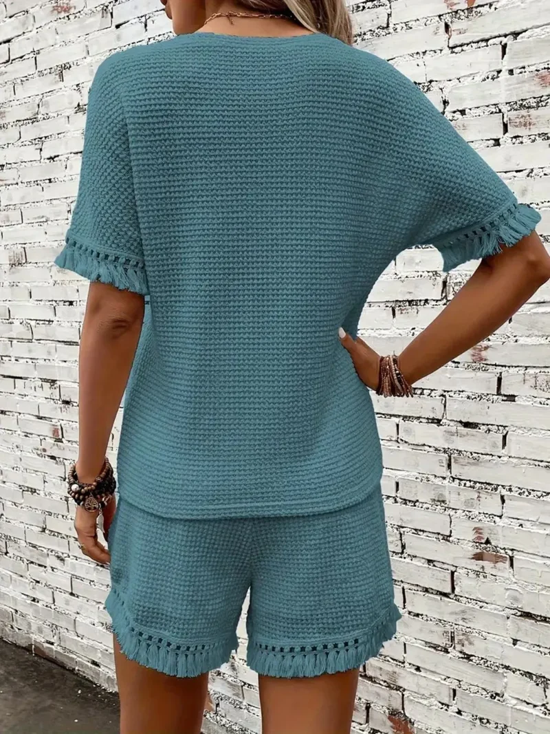 Ensemble haut à col rond et short à franges
