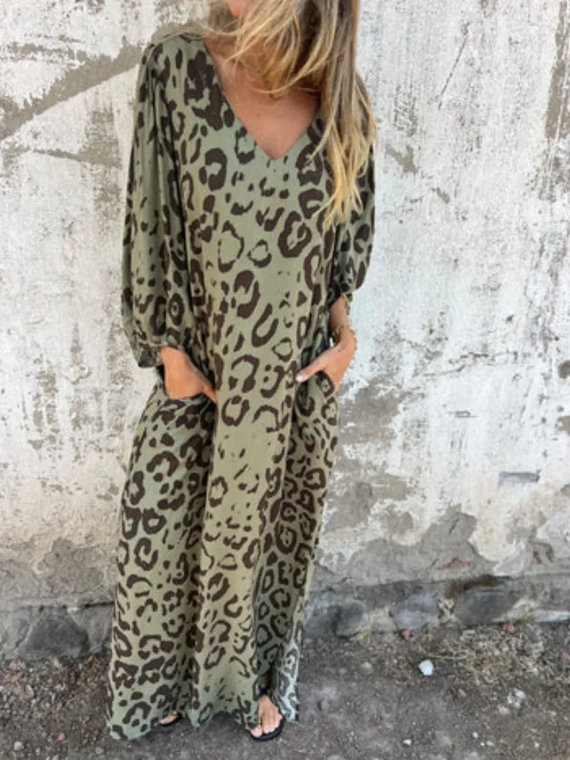 Robe imprimée à col en V et poches, grande taille