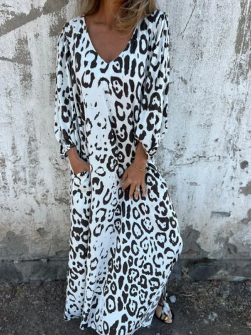 Robe imprimée à col en V et poches, grande taille