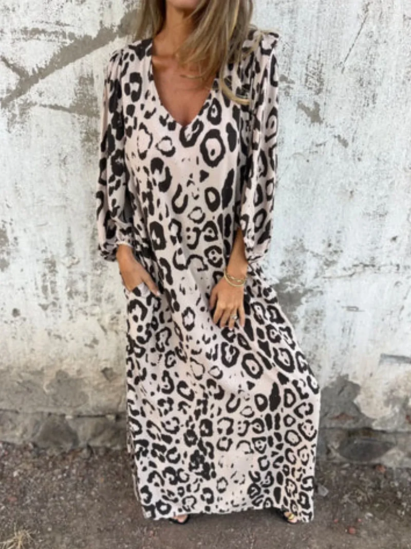 Robe imprimée à col en V et poches, grande taille