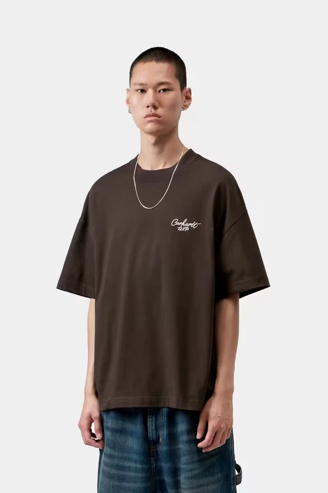 S/S Signature Script T-Shirt Tobacco
