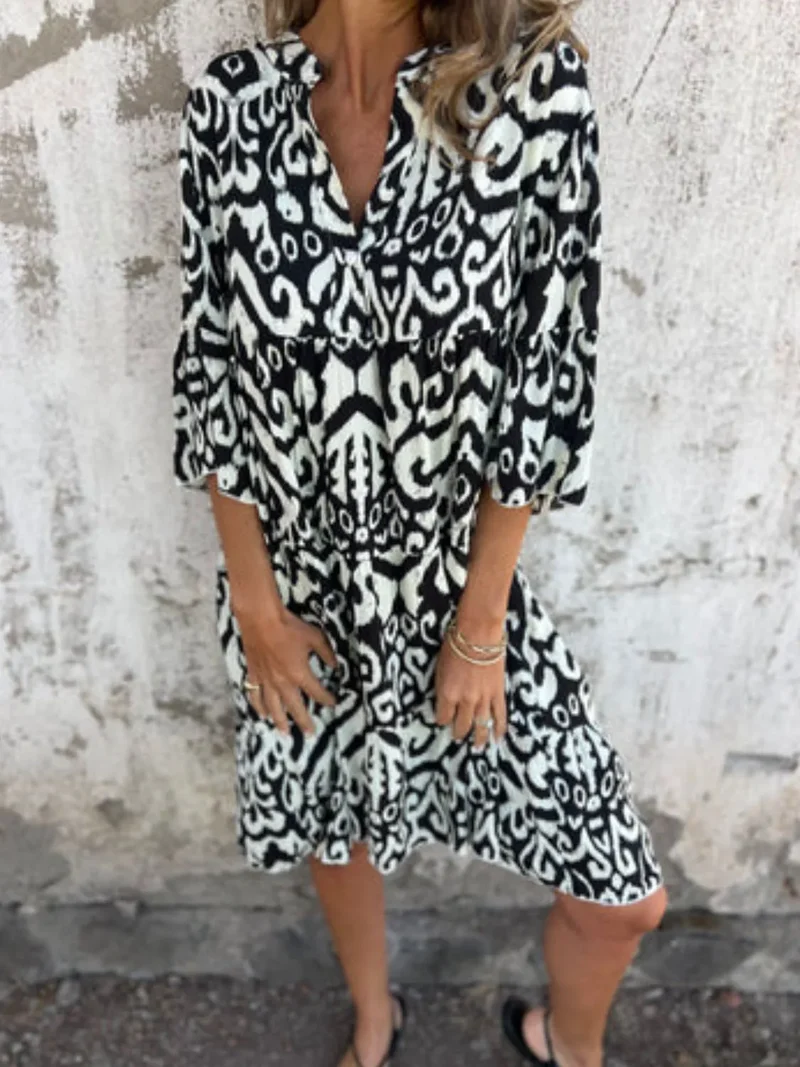 Robe imprimée à manches courtes et crantées, grande taille