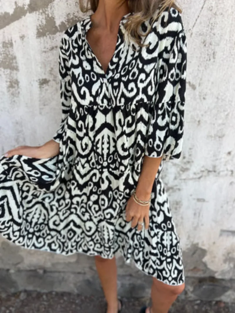 Robe imprimée à manches courtes et crantées, grande taille