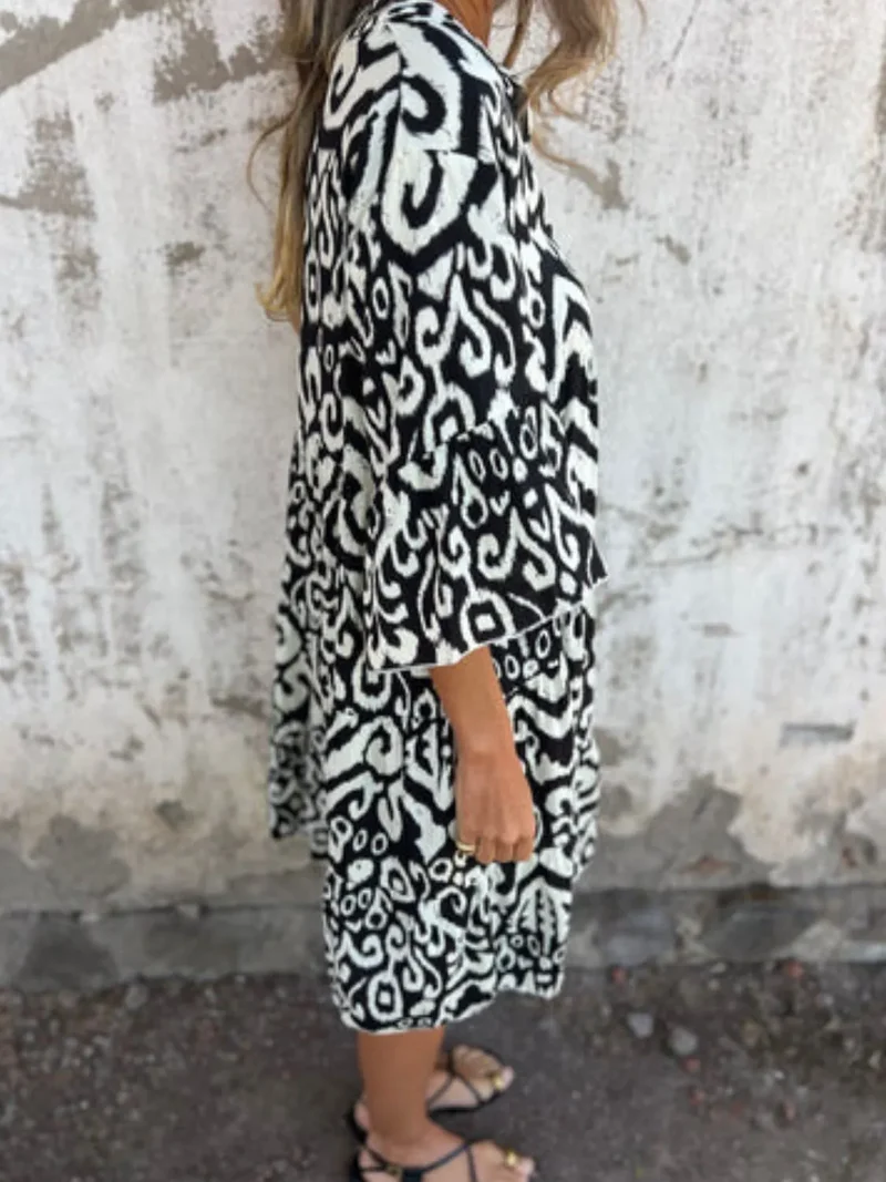 Robe imprimée à manches courtes et crantées, grande taille