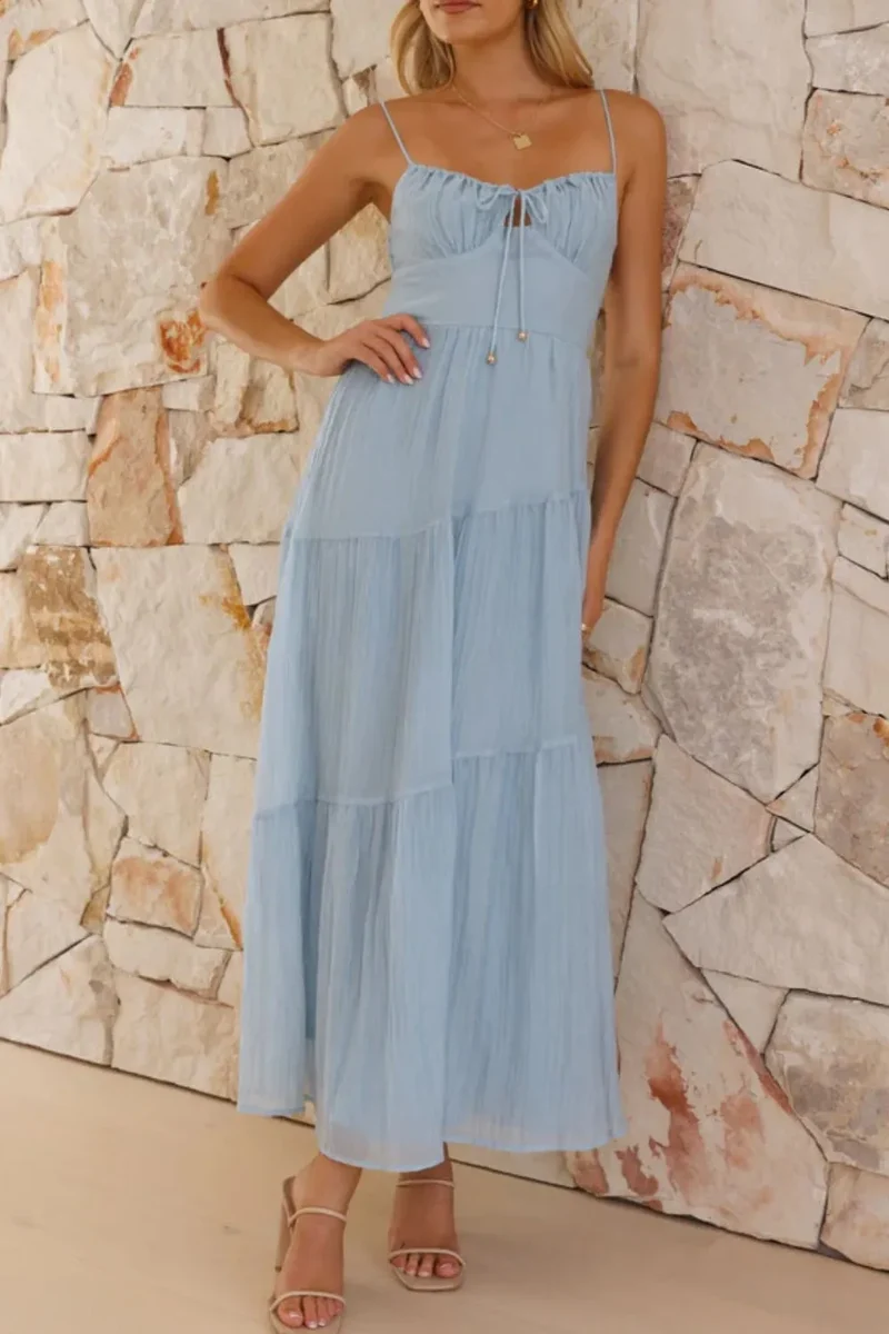Robe camisole mi-longue à dos froncé