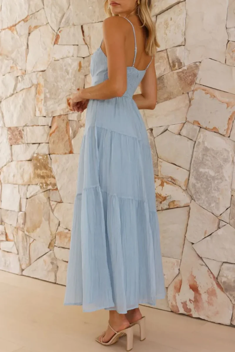 Robe camisole mi-longue à dos froncé