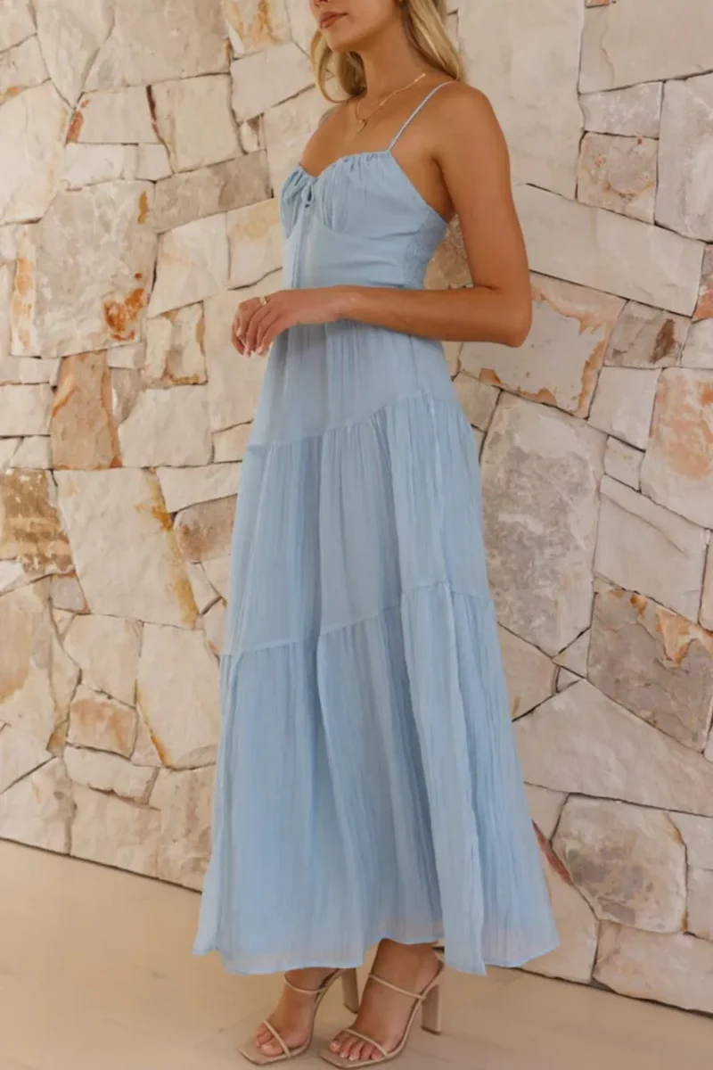 Robe camisole mi-longue à dos froncé