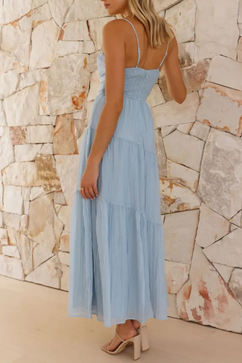 Robe camisole mi-longue à dos froncé