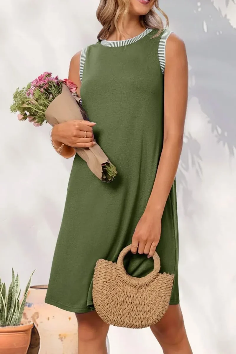 Robe mini débardeur sans manches à col rond