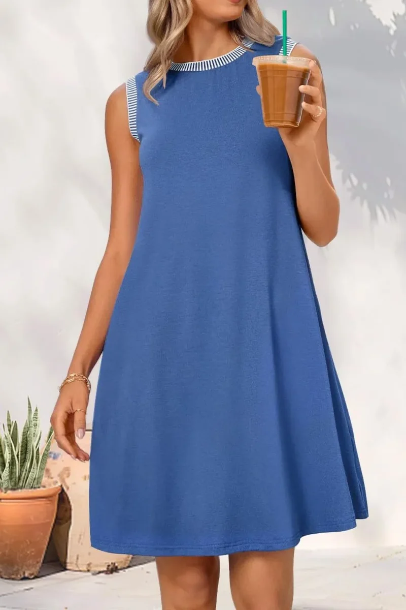 Robe mini débardeur sans manches à col rond
