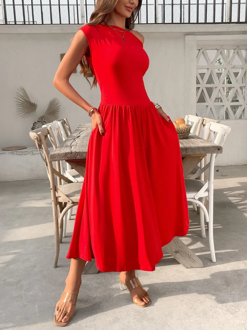 Robe midi à une épaule avec poches