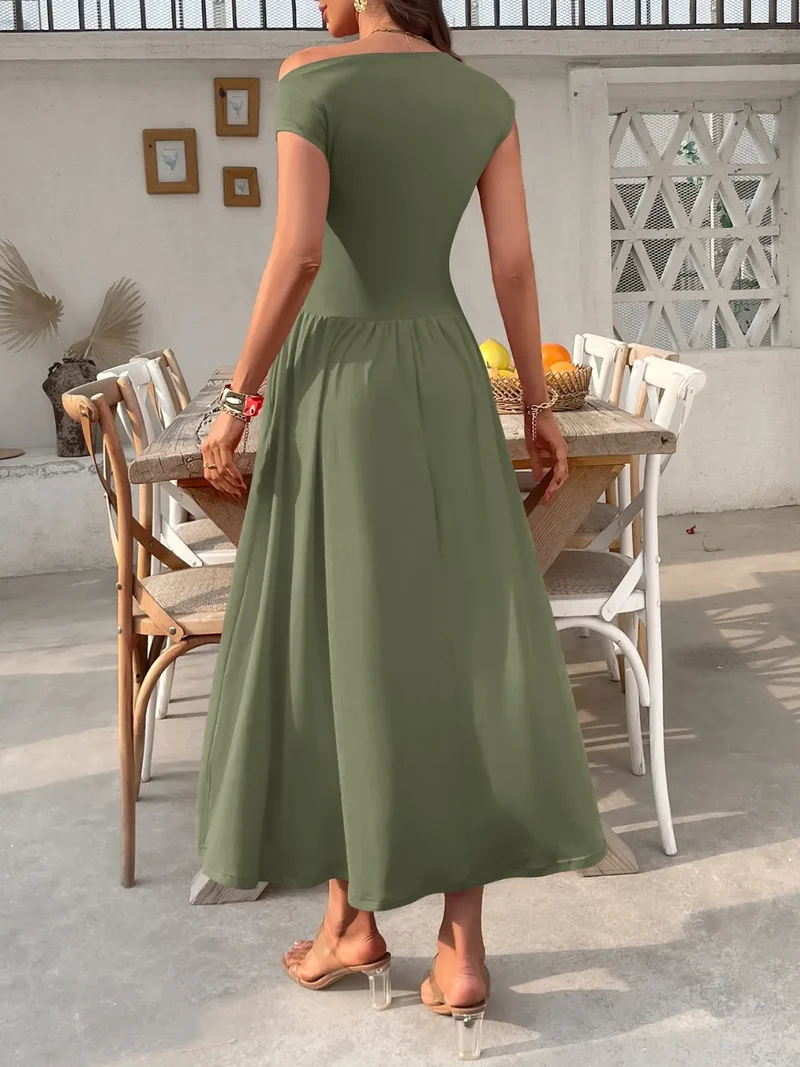 Robe midi à une épaule avec poches
