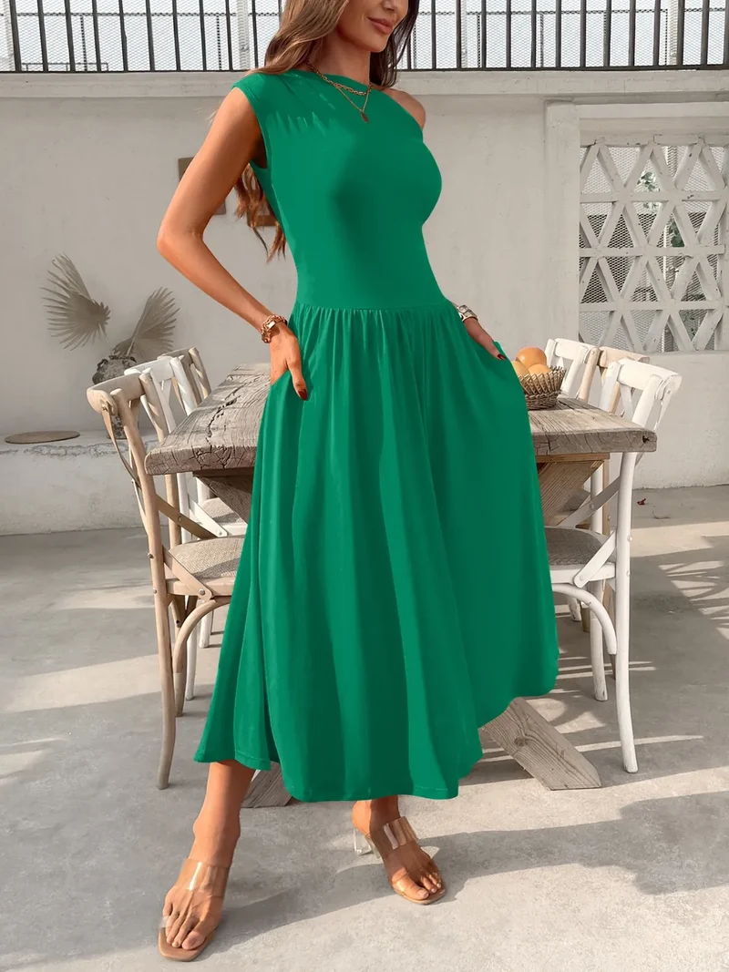 Robe midi à une épaule avec poches