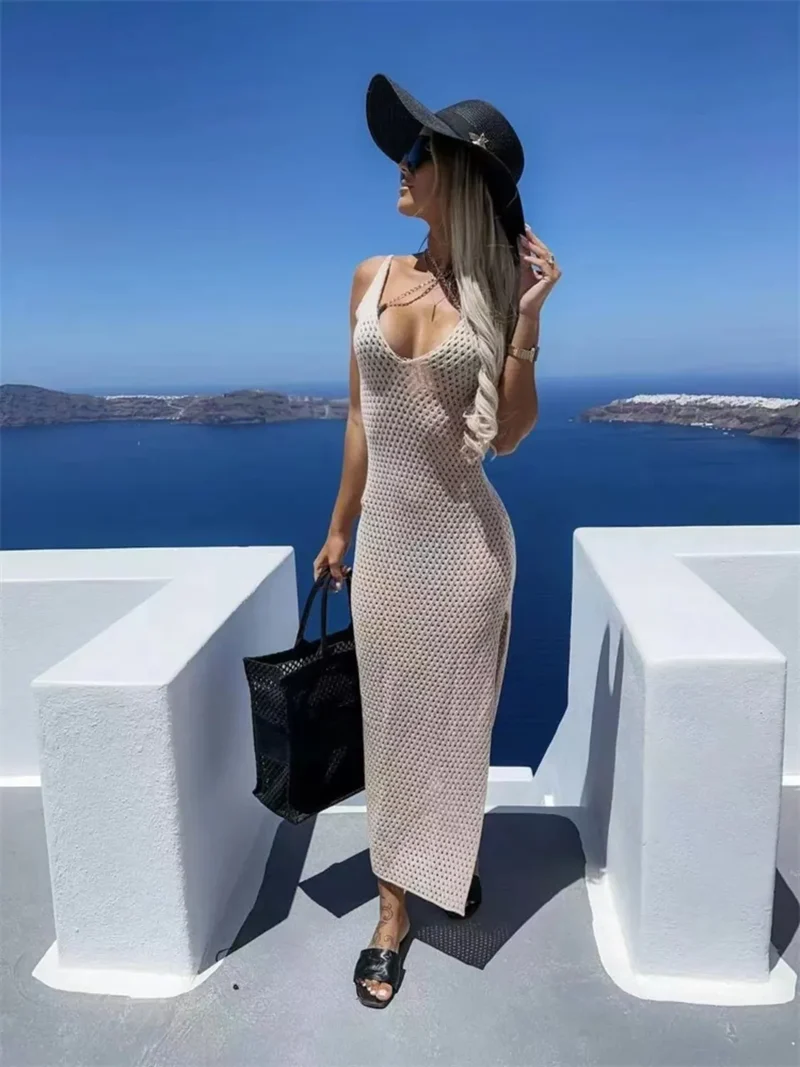 Robe longue pull fendue ajourée