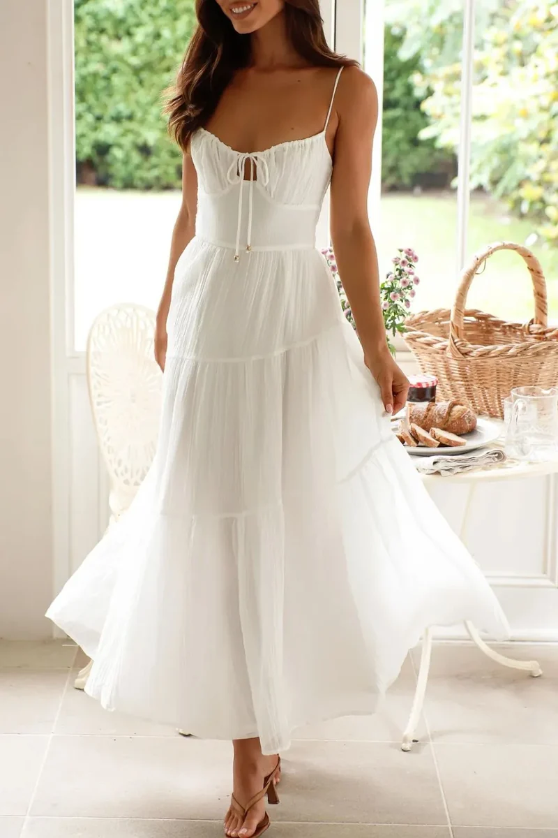 Robe camisole froncée à dos froncé