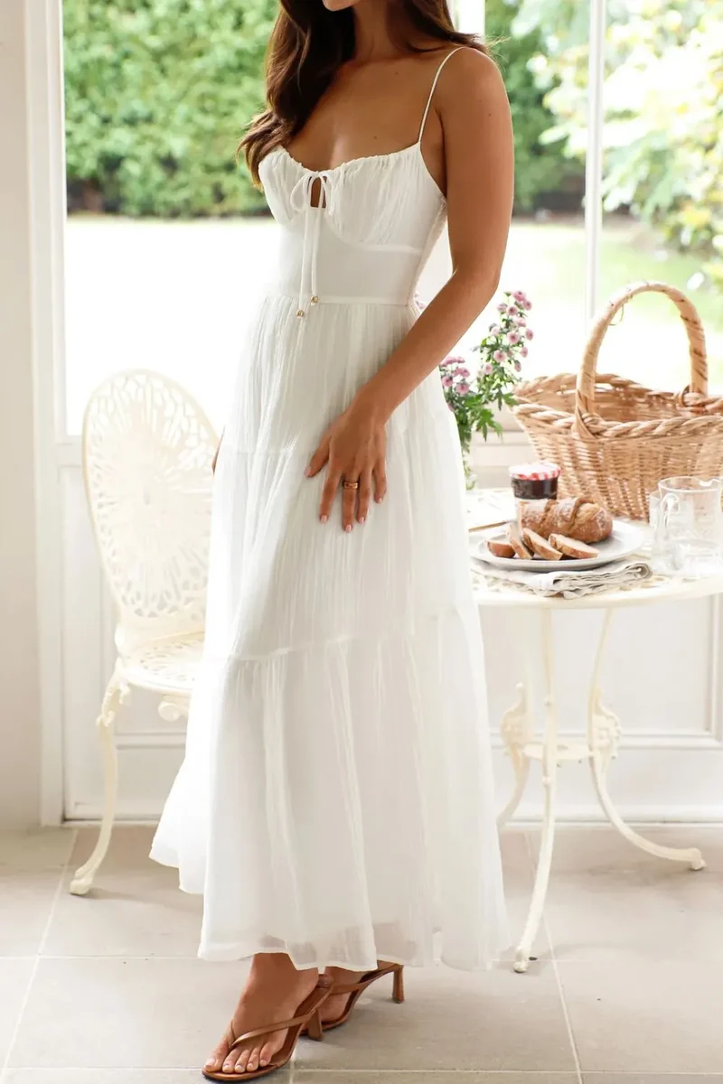 Robe camisole froncée à dos froncé