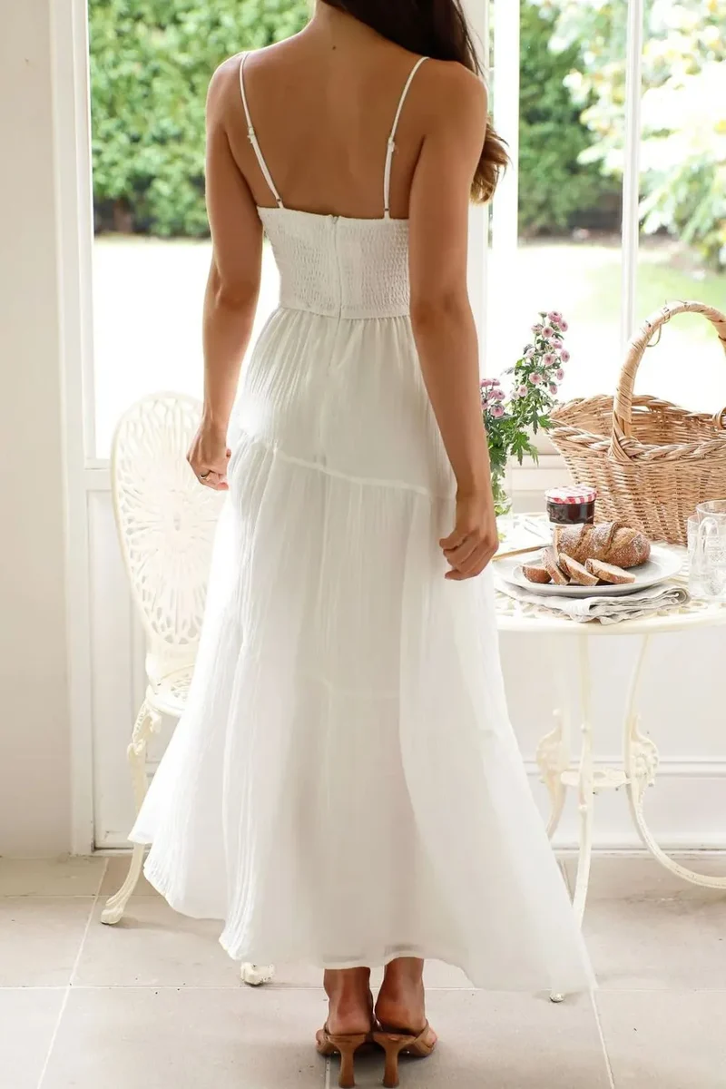 Robe camisole froncée à dos froncé